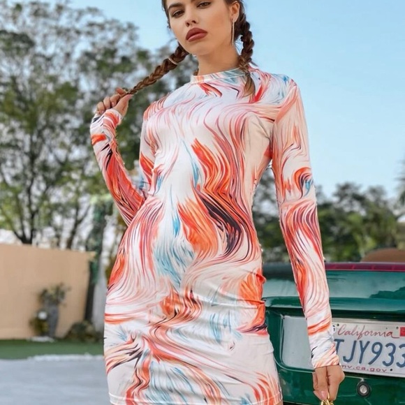 Color Block Mock Neck Bodycon Dress - Picture 2 of 6